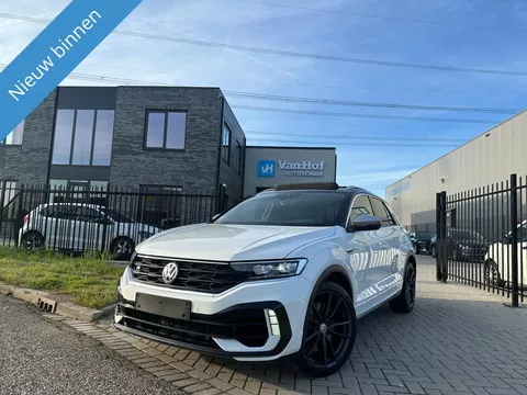 Volkswagen T-Roc R 2020 Akra/pano/dsg/virtual/beats vol vol Volkswagen T-Roc R 2020 Akra/pano/dsg/virtual/beats vol vol