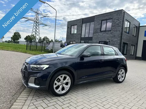 Audi A1 citycarver 30 TFSI epic 2020 S-tronic/led/Virtual/acc/navi Audi A1 citycarver 30 TFSI epic 2020 S-tronic/led/Virtual/acc/navi