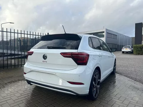 Volkswagen Polo GTI Nieuwe model 207PK 2022 Dsg/IQ Volkswagen Polo GTI Nieuwe model 207PK 2022 Dsg/IQ