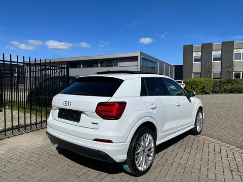 Audi Q2 40 TFSI QUATTRO 3x S-Line vol vol Audi Q2 40 TFSI QUATTRO 3x S-Line vol vol