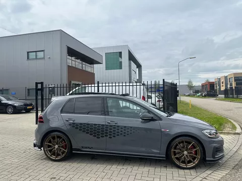 Volkswagen Golf Tcr 2020 Nardo Dsg/Pano/Akra Volkswagen Golf Tcr 2020 Nardo Dsg/Pano/Akra
