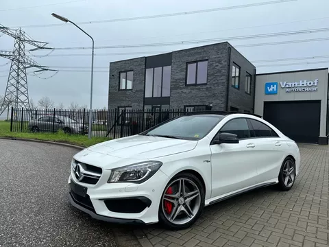 Mercedes-Benz CLA-klasse 45 AMG 4-MATIC 2014 Recaro/Pano Mercedes-Benz CLA-klasse 45 AMG 4-MATIC 2014 Recaro/Pano