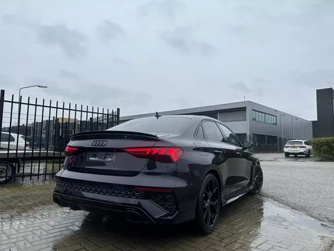 Audi A3 Rs3 Quattro 2023 400pk S-TR/B&O/Matrix Audi A3 Rs3 Quattro 2023 400pk S-TR/B&O/Matrix