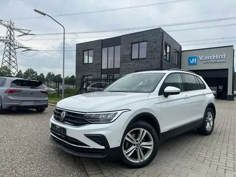 Volkswagen Tiguan Highline 1.5 TSI 150PK 2022 Dsg/Pano/ Volkswagen Tiguan Highline 1.5 TSI 150PK 2022 Dsg/Pano/