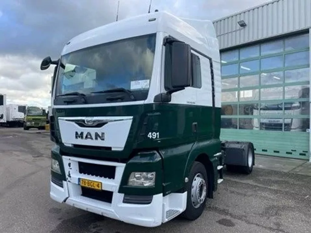 MAN TGX 18.400 XLX cabine/NL truck/APK 06/2024