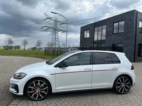 Volkswagen Golf Gti Performance 2019 245PK Volkswagen Golf Gti Performance 2019 245PK