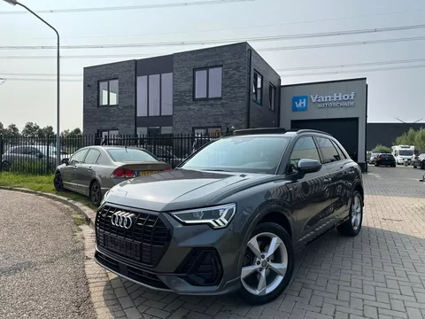 Audi Q3 40 TFSI Quattro 190Pk 3x S-Line Audi Q3 40 TFSI Quattro 190Pk 3x S-Line