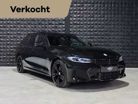 BMW 3-serie Touring 330e Facelift | M Sport | PANO | HUD | 19" | Adap. Li. | Keyless BMW 3-serie Touring 330e Facelift | M Sport | PANO | HUD | 19" | Adap. Li. | Keyless