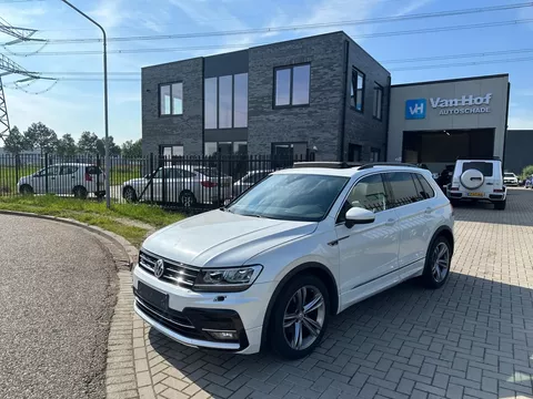 Volkswagen Tiguan R-Line 1.4 TSI Dsg/Pano/Virtual Volkswagen Tiguan R-Line 1.4 TSI Dsg/Pano/Virtual