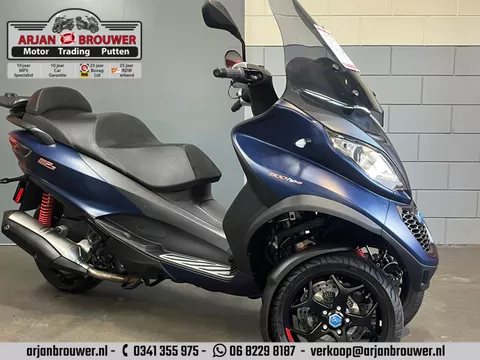 Piaggio 500 MP3 HPE Sport Advanced Piaggio 500 MP3 HPE Sport Advanced