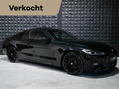 BMW 4-serie Coupé 420i M Sport | 19" | Schuifdak | HUD | Trekh. | HIFI | Memo | Keyl. | BMW 4-serie Coupé 420i M Sport | 19" | Schuifdak | HUD | Trekh. | HIFI | Memo | Keyl. |