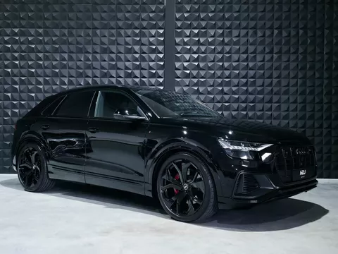 Audi Q8 60 TFSI e quattro 462pk | Pano | 23"| RS Stoelen | Luchtv. | B&O | Dubbel glas | Park | Stad | Tour | Memo Audi Q8 60 TFSI e quattro 462pk | Pano | 23"| RS Stoelen | Luchtv. | B&O | Dubbel glas | Park | Stad | Tour | Memo