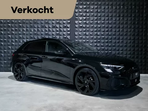 Audi A3 Sportback 35 TFSI S edition | Pano | All-Black | 19" | ACC | MATRIX Audi A3 Sportback 35 TFSI S edition | Pano | All-Black | 19" | ACC | MATRIX