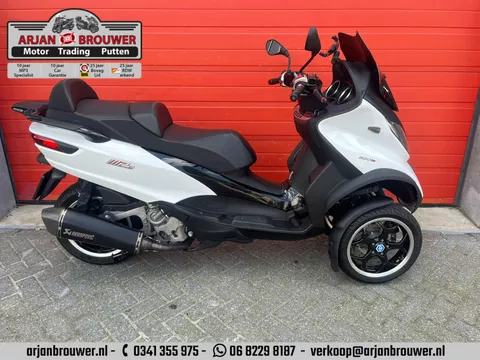 Piaggio 500 LT MP3 Sport ABS Met Akrapovic demper! Piaggio 500 LT MP3 Sport ABS Met Akrapovic demper!