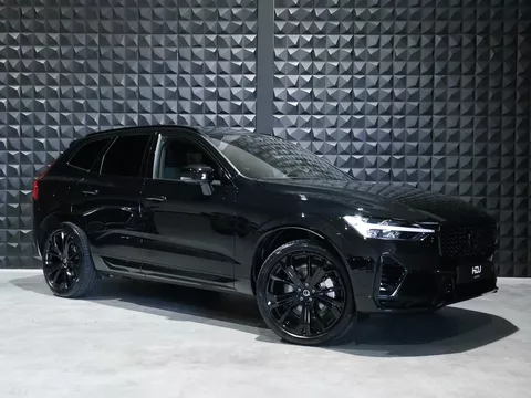 Volvo XC60 2.0 T6 Ultra Black Edition | PANO | HUD | H&K | MEMORY | Topview | Volvo XC60 2.0 T6 Ultra Black Edition | PANO | HUD | H&K | MEMORY | Topview |