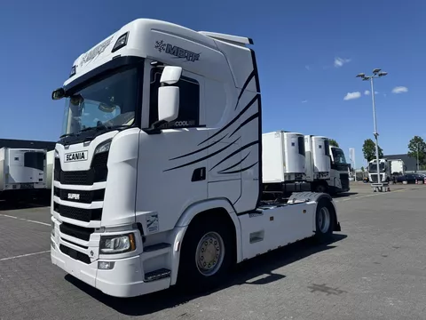 Scania S520,Full air , leather,4 balg,ipark cool, navi HT2828 Scania S520,Full air , leather,4 balg,ipark cool, navi HT2828