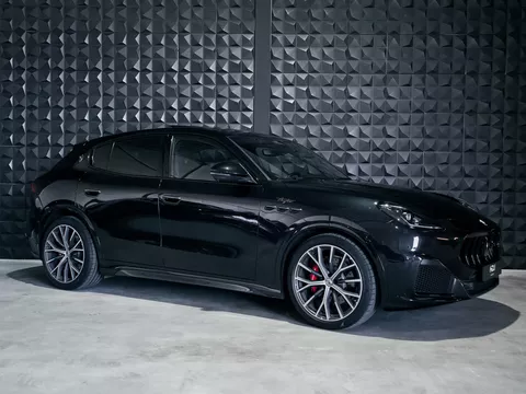 Maserati Grecale Trofeo 530pk | Pano | 21" | HUD | Sonus HiFi | Topv. | Carbon | Maserati Grecale Trofeo 530pk | Pano | 21" | HUD | Sonus HiFi | Topv. | Carbon |
