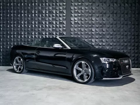 Audi RS5 Cabrio 4.2 FSI quattro |100% dealer onderh. | 100% orig. | 100% staat Audi RS5 Cabrio 4.2 FSI quattro |100% dealer onderh. | 100% orig. | 100% staat