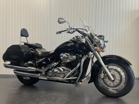 Suzuki C 800 INTRUDER VL800 Suzuki C 800 INTRUDER VL800