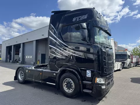 Scania S520,Full air , leather,4 balg,ipark cool, navi HT2834 Scania S520,Full air , leather,4 balg,ipark cool, navi HT2834