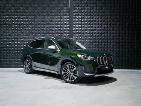 BMW X1 xDrive25e |20"|Pano | Memo | H/K | Trekh. | HUD | ACC | Adap. Li. | BMW X1 xDrive25e |20"|Pano | Memo | H/K | Trekh. | HUD | ACC | Adap. Li. |