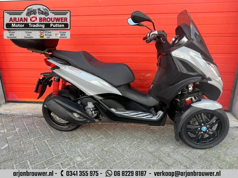 Piaggio 300 MP3 HPE Sport Piaggio 300 MP3 HPE Sport