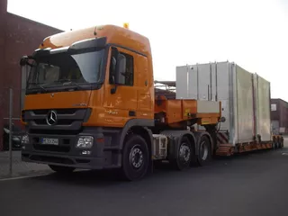 Mercedes-Benz Actros 2548