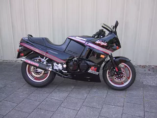Kawasaki GPX 600 R