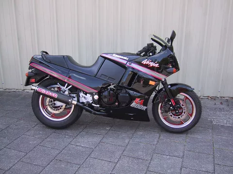 Kawasaki GPX 600 R