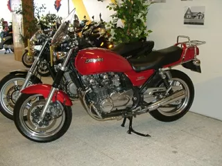 Kawasaki ZEPHYR 750
