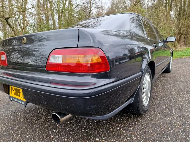 1993 Honda Legend JDM car for sale — photo 5 of 22