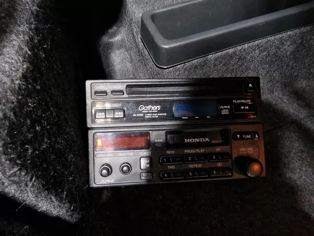 1993 Honda Legend JDM car for sale — photo 16 of 22