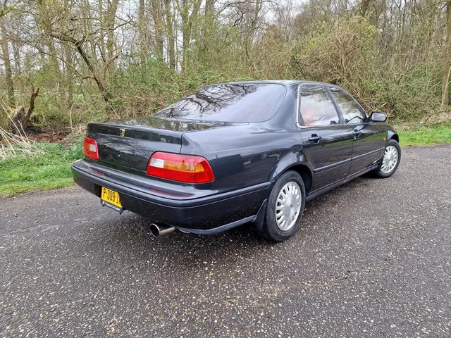 1993 Honda Legend JDM car for sale — photo 19 of 22