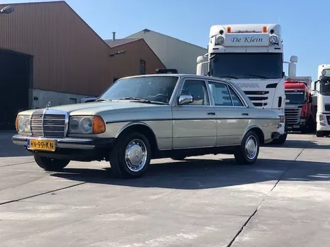 Mercedes-Benz E-Klasse e200 Oldtimer