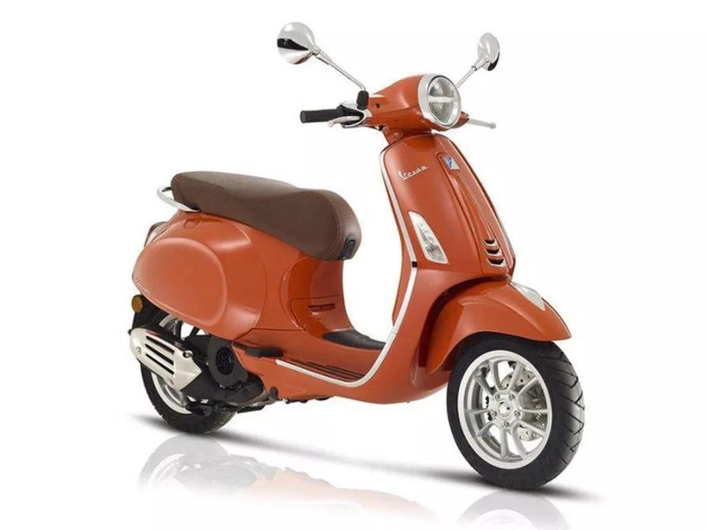 Vespa Primavera 50 E5 Oranje