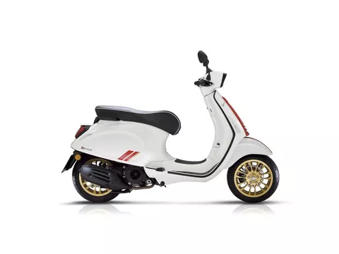 Vespa Sprint Racing Sixties 50 E5 Wit/Rood