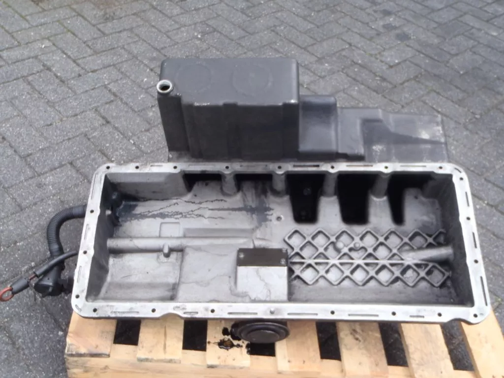 Mercedes-Benz OIL PAN A 9060103013