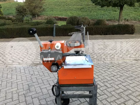 Diversen potveer binder crysal toevoer
