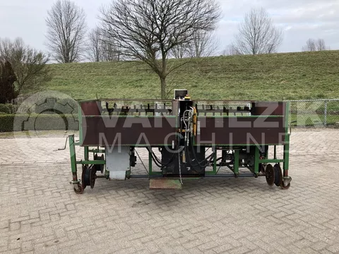 Diversen Compost uirijwagen beddenstrooier