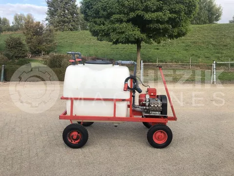 Diversen brinkman spuitwagen Brinkman spuitwagen 500 ltr