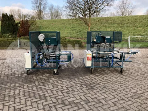 Diversen Willems knipmachine