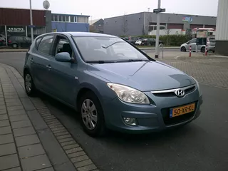 HYUNDAI I30 1.6 MET AIRCO