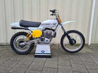 KTM MC400