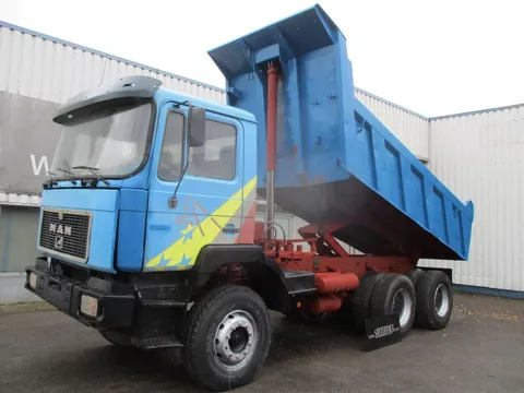 MAN 26.362 , ZF Manual , 1 way Tipper truck , spring suspension