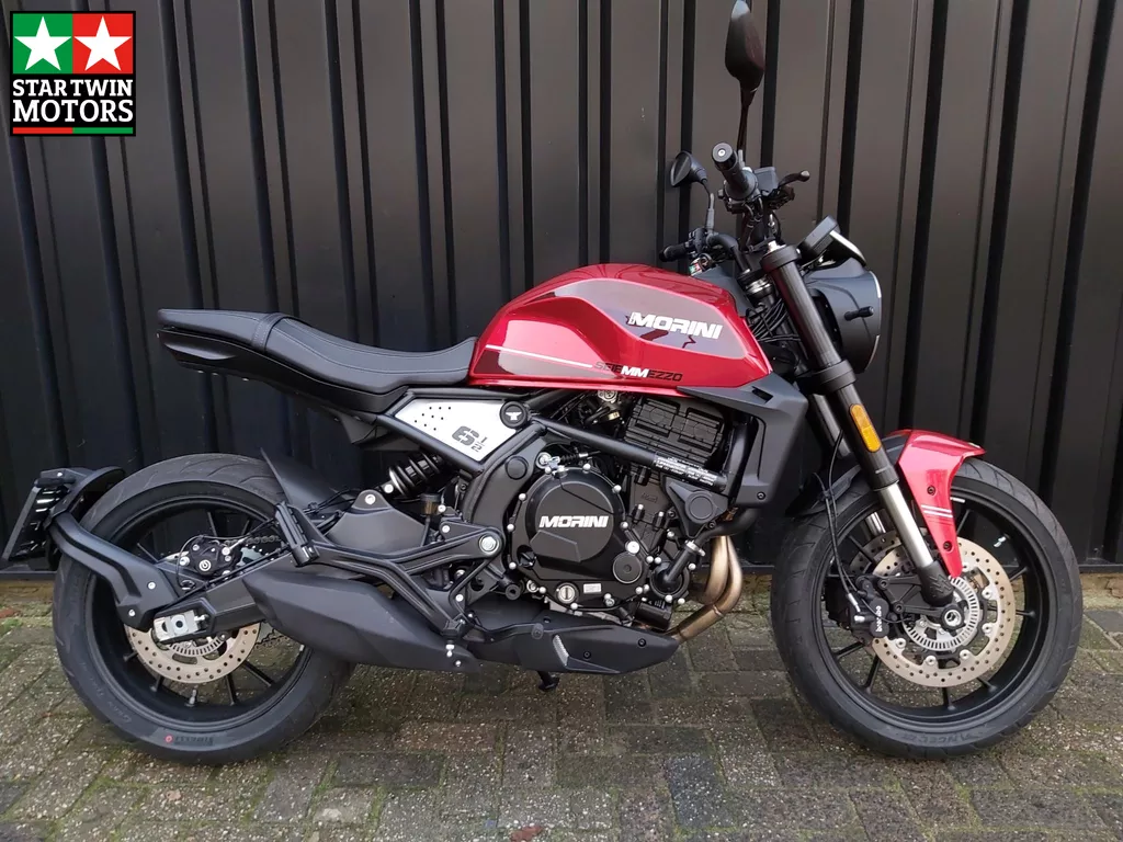 Moto Morini SEIEMMEZZO 650 STR