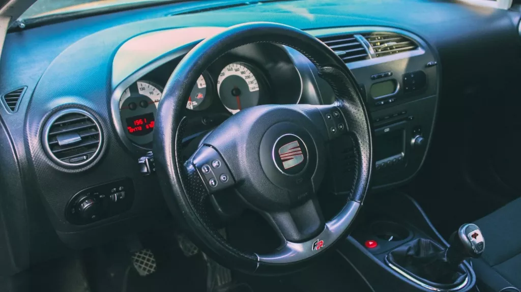 SEAT Leon 2.0 TFSI | FR | Turbo| 200 PK | 6 bak SEAT Leon 2.0 TFSI | FR | Turbo| 200 PK | 6 bak