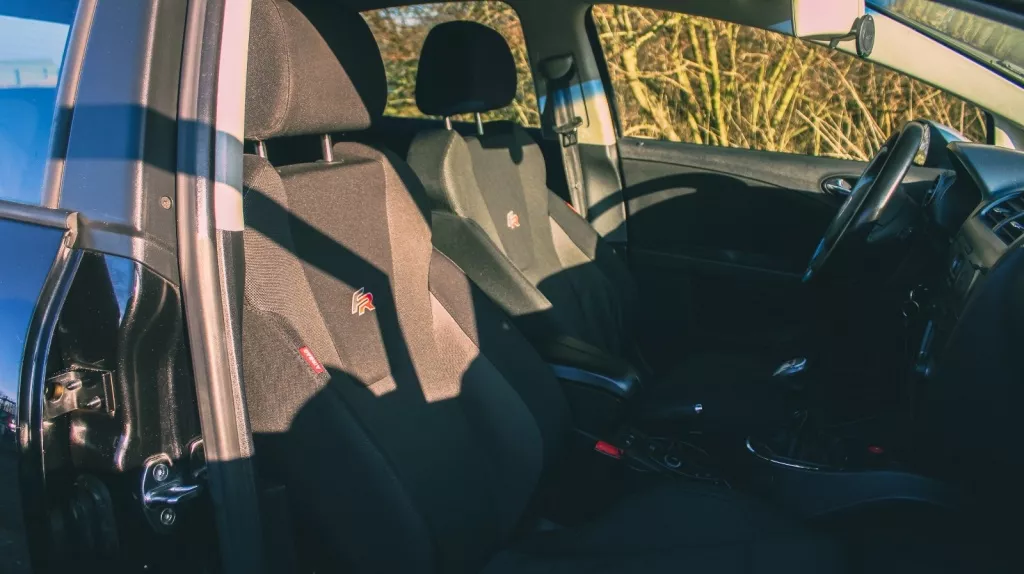 SEAT Leon 2.0 TFSI | FR | Turbo| 200 PK | 6 bak SEAT Leon 2.0 TFSI | FR | Turbo| 200 PK | 6 bak