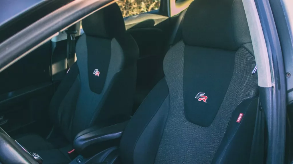 SEAT Leon 2.0 TFSI | FR | Turbo| 200 PK | 6 bak SEAT Leon 2.0 TFSI | FR | Turbo| 200 PK | 6 bak