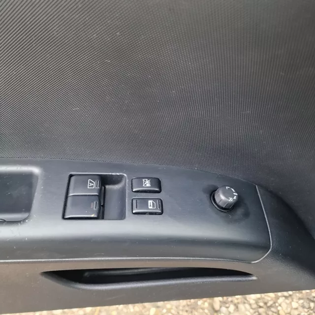 2004 Nissan Fairlady Z JDM car for sale — photo 16 of 21