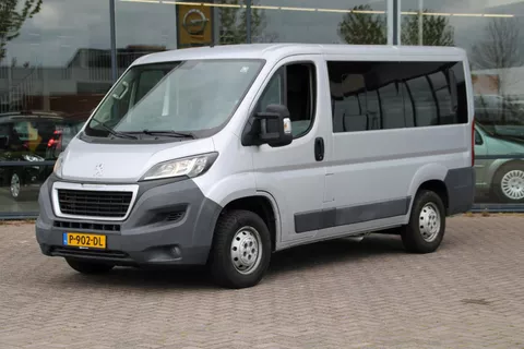 Peugeot Boxer 330 2.0HDI 130 PK | 9 Persoons | Navigatie |